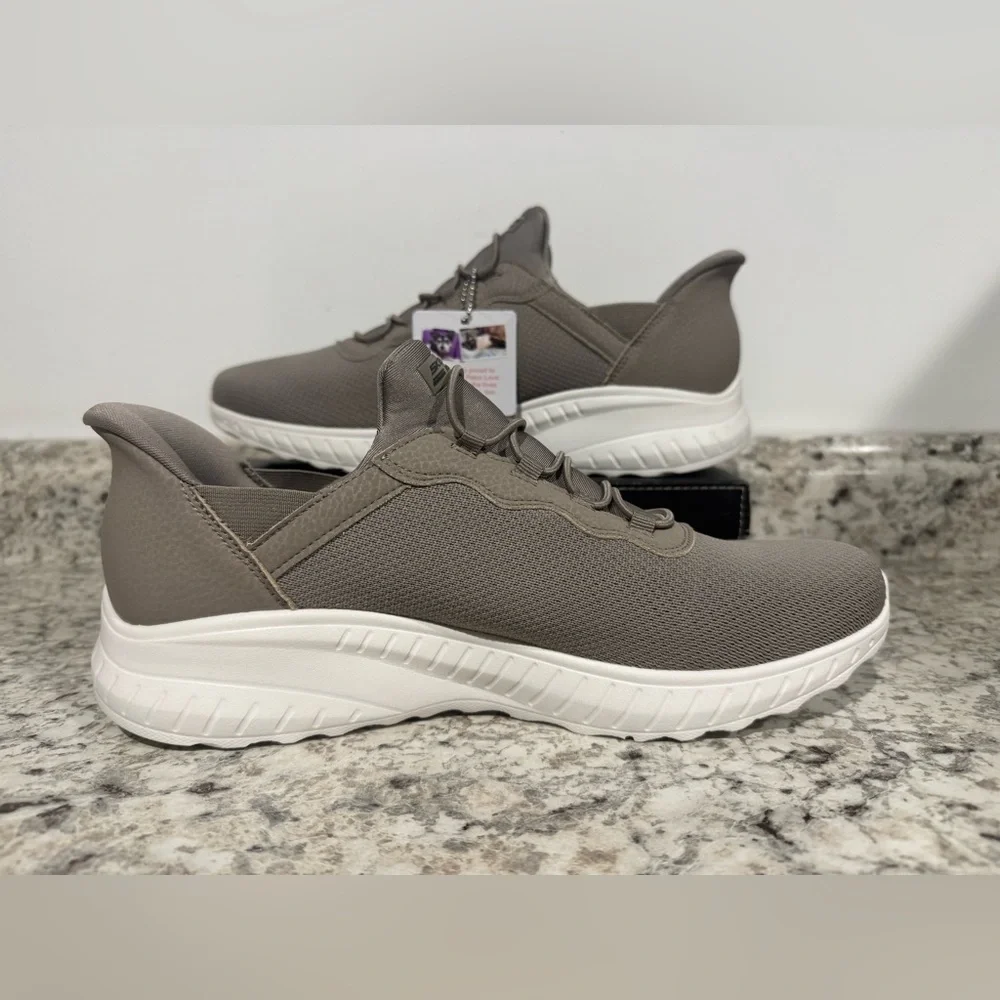 Skechers Hands Free Slip-ins: BOBS Sport Squad Chaos Taupe Women’s Size 10 NEW